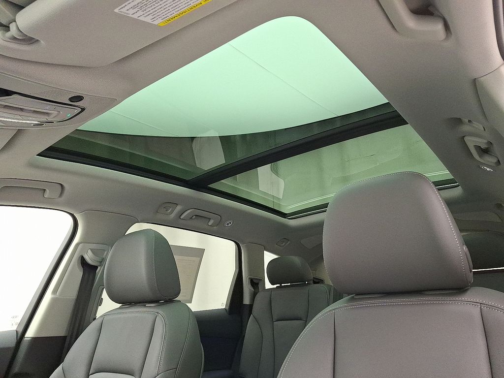 Thumbnail: 2025 Audi Q7 - 14