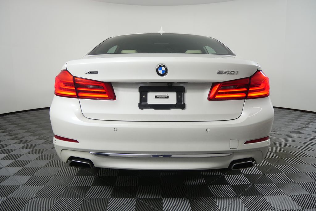 Thumbnail: 2020 BMW 5 Series - 4