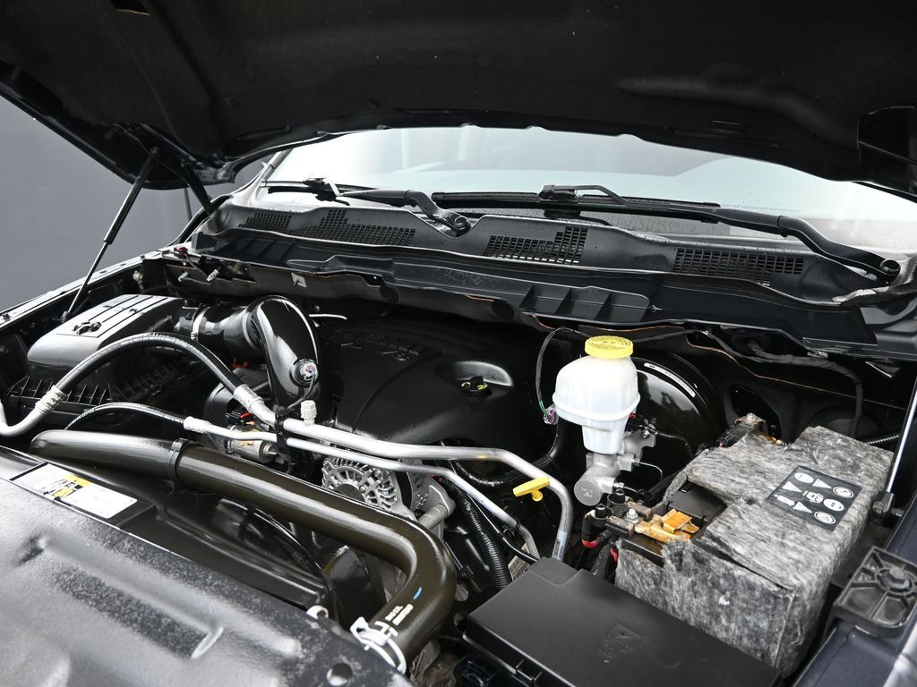 2018 Ram 1500 Big Horn Crew Cab 4x4 5'7" Box