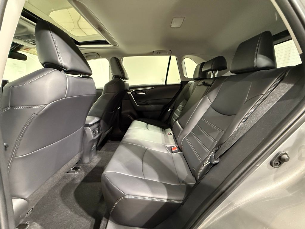 Thumbnail: 2024 Toyota RAV4 - 20