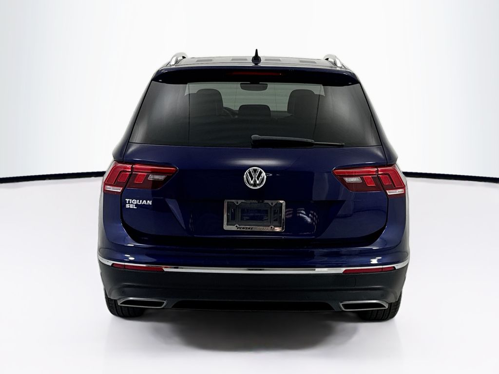 Thumbnail: 2021 Volkswagen Tiguan - 6