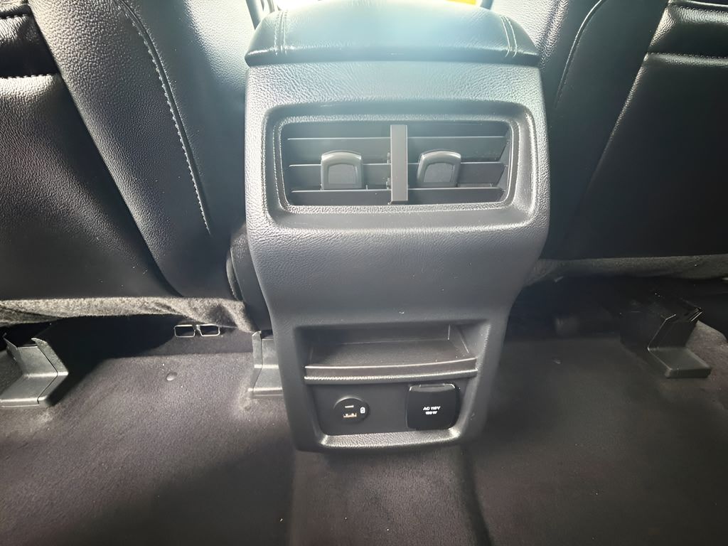 Used 2022 Ford Edge SUV
