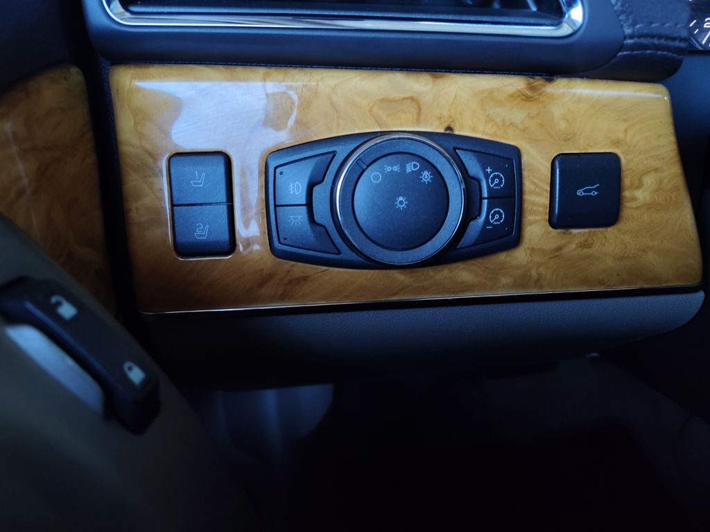 Used Car 2013 Lincoln Mkx  Base For Sale Under $12,000 In Austin, Texas