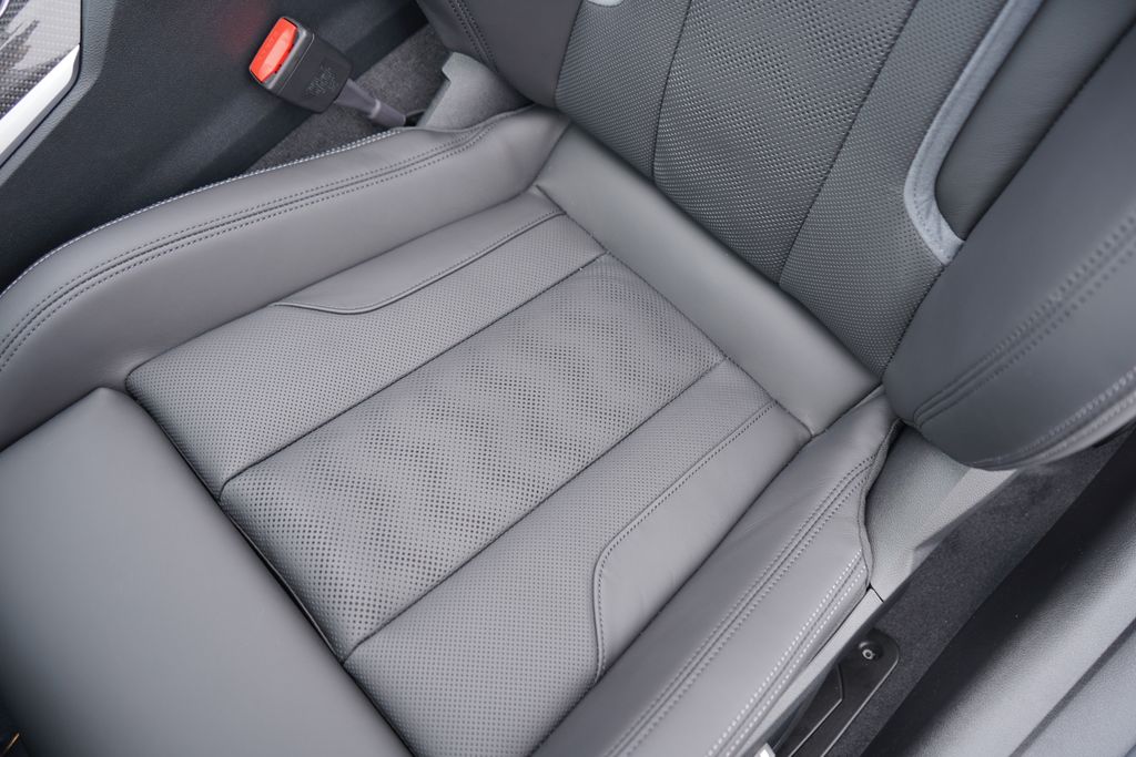 Thumbnail: 2026 BMW M4 - 14