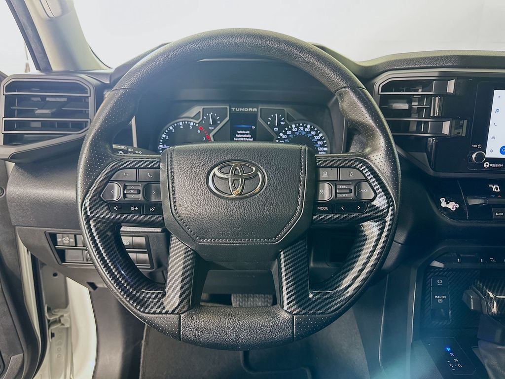 Thumbnail: 2023 Toyota Tundra - 10