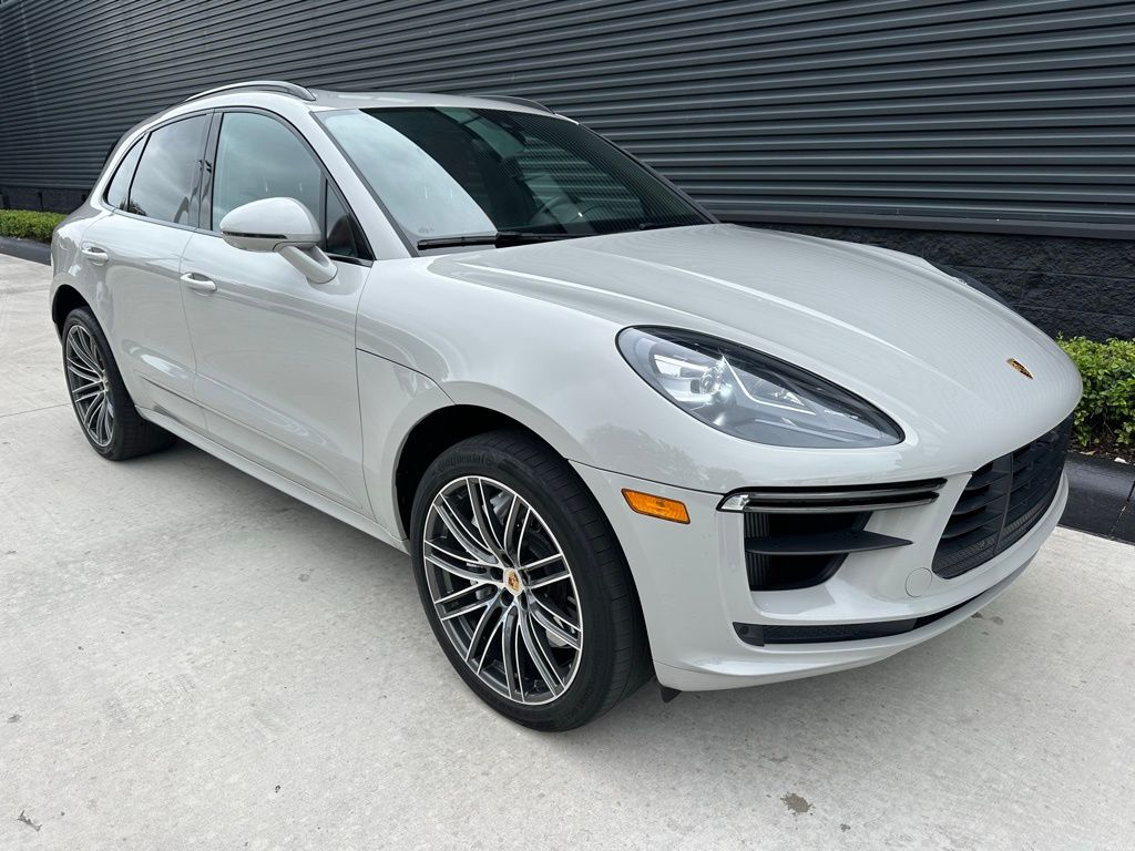 Thumbnail: 2021 Porsche Macan - 11