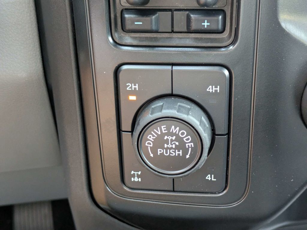 2027 Ford F-250 Super Duty XL
