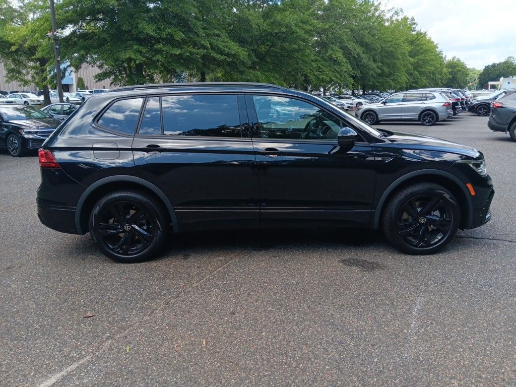 2024 Volkswagen Tiguan 2.0T SE R-Line Black 6