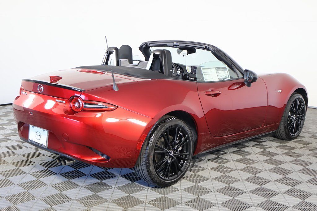 Thumbnail: 2026 Mazda MX-5 Miata - 4