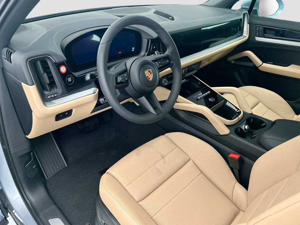 Thumbnail: 2026 Porsche Cayenne - 4