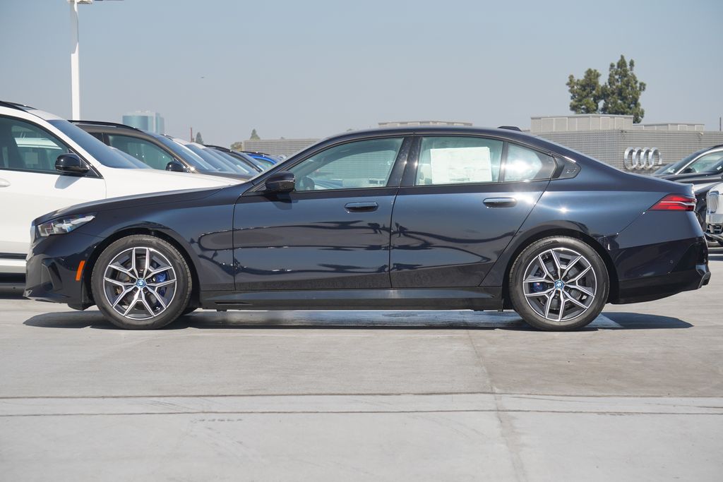 2024 BMW i5 eDrive40 4