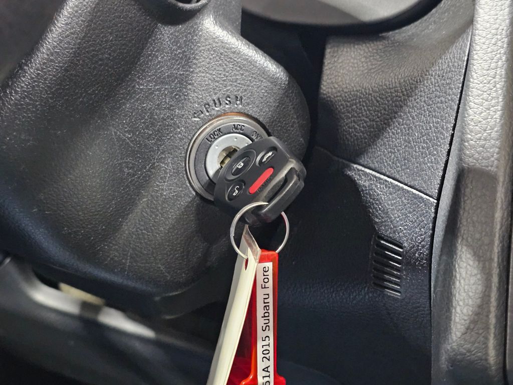 Used 2015 Brown Subaru 2.5i Premium image 31