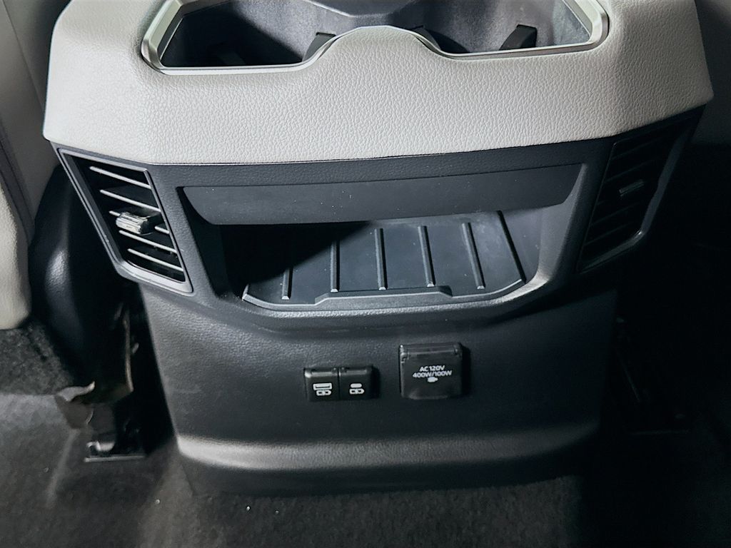 Thumbnail: 2024 Toyota Tundra - 25