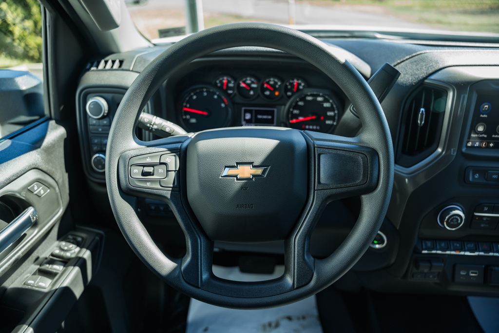 ChevroletSilverado 3500HD31