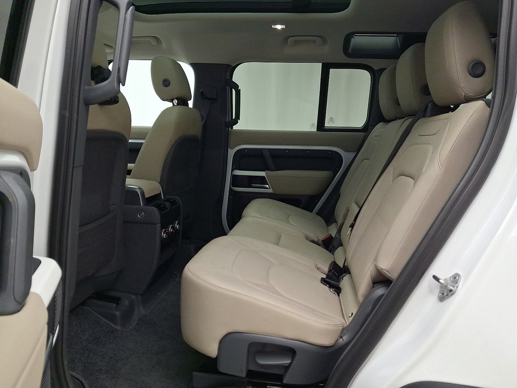 Thumbnail: 2023 Land Rover Defender - 10