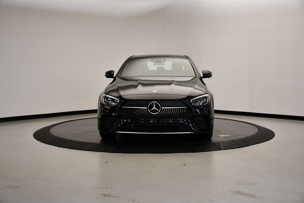 Thumbnail: 2022 Mercedes-Benz E-Class - 8