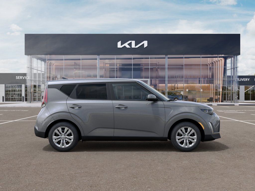 2024 Kia Soul LX 7