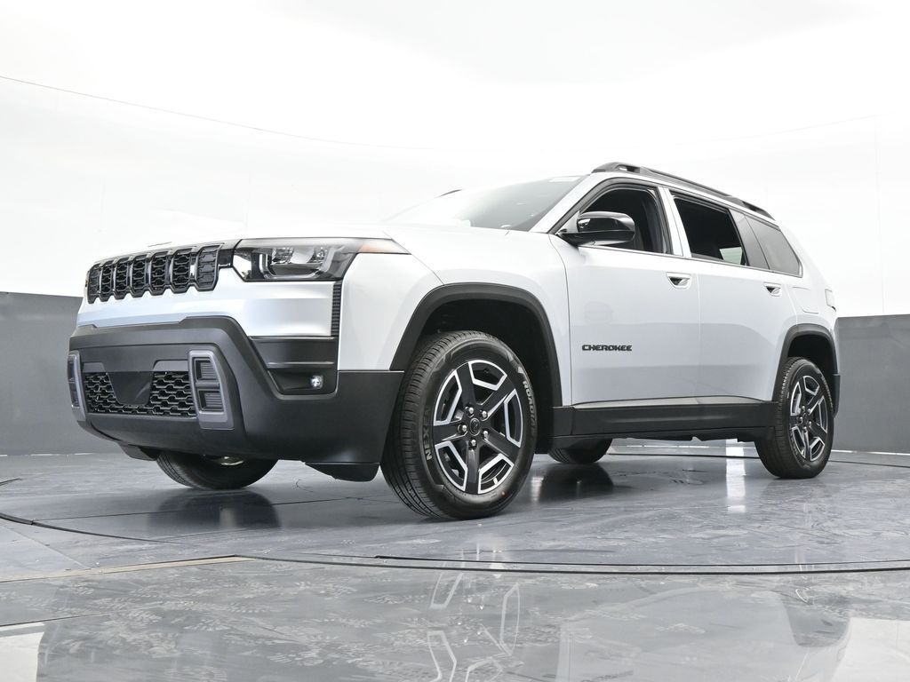 New 2026 silver zynith clearcoat Jeep Laredo image 52