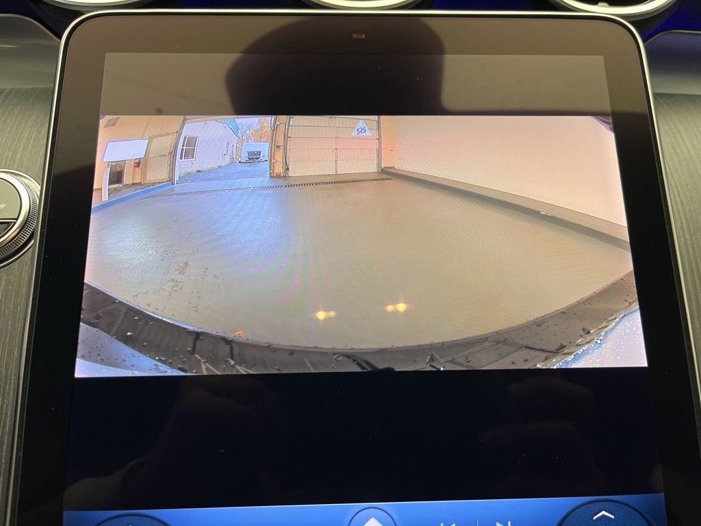 Thumbnail: 2023 Mercedes-Benz C-Class - 19