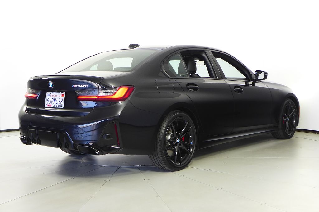 Thumbnail: 2024 BMW 3 Series - 7