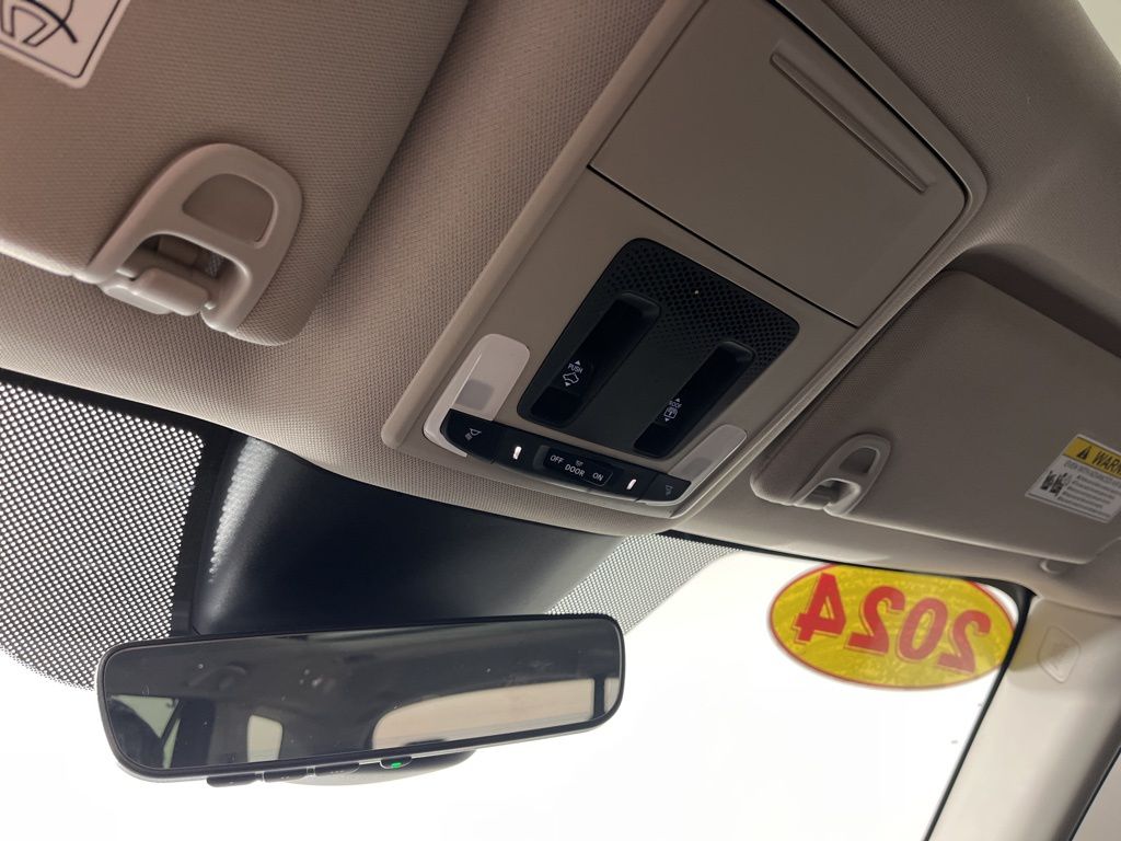 Thumbnail: 2024 Honda Pilot - 28