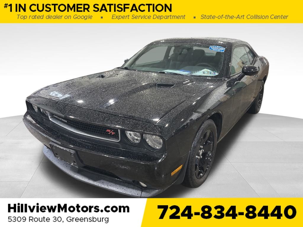 Black Clearcoat 2014 Dodge Challenger R/T RWD Coupe Rear-Wheel Drive 6-Speed Manual