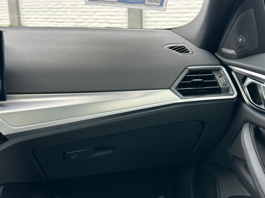 Thumbnail: 2023 BMW i4 - 26