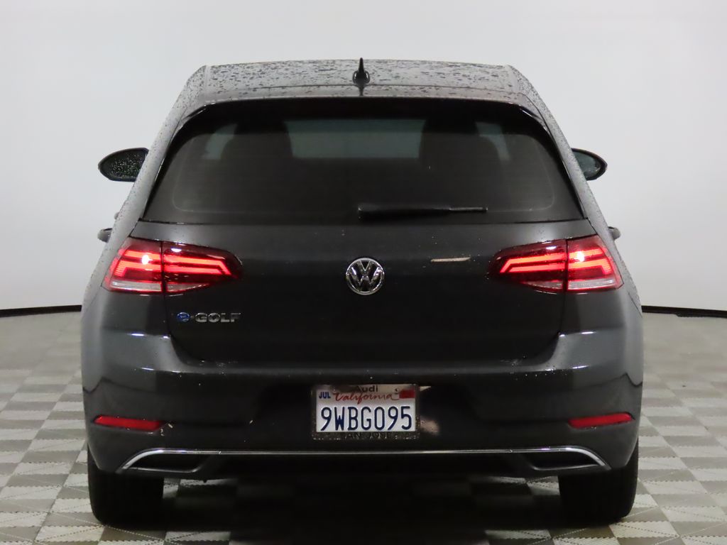 Thumbnail: 2019 Volkswagen e-Golf - 4