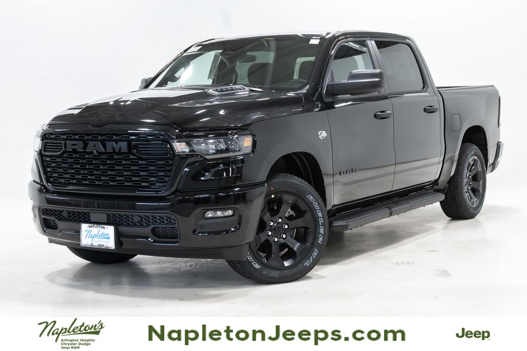 Diamond Black Crystal Pearlcoat 2026 RAM 1500 Express Crew Cab 4WD Pickup Truck Four-Wheel Drive 8-Speed Automatic