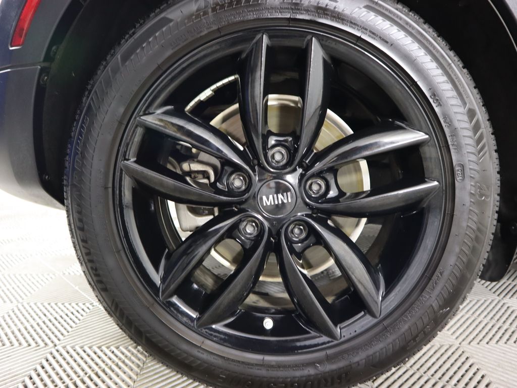 Thumbnail: 2016 MINI Cooper Countryman - 32