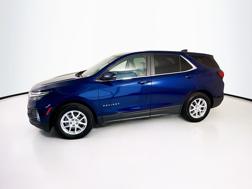 Thumbnail: 2022 Chevrolet Equinox - 8