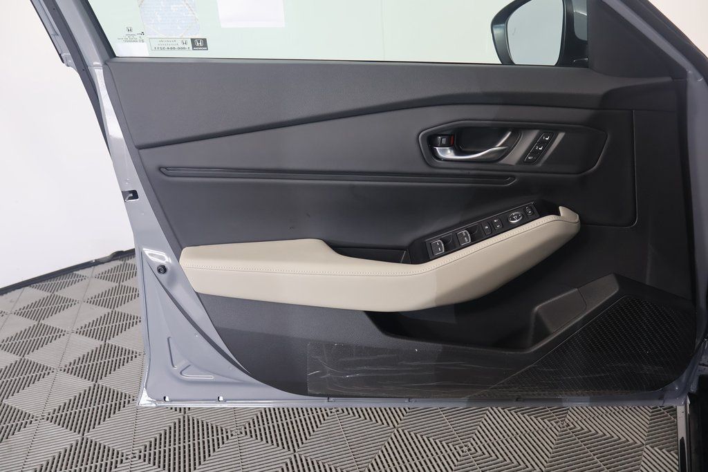 2025 Honda Accord Touring 7