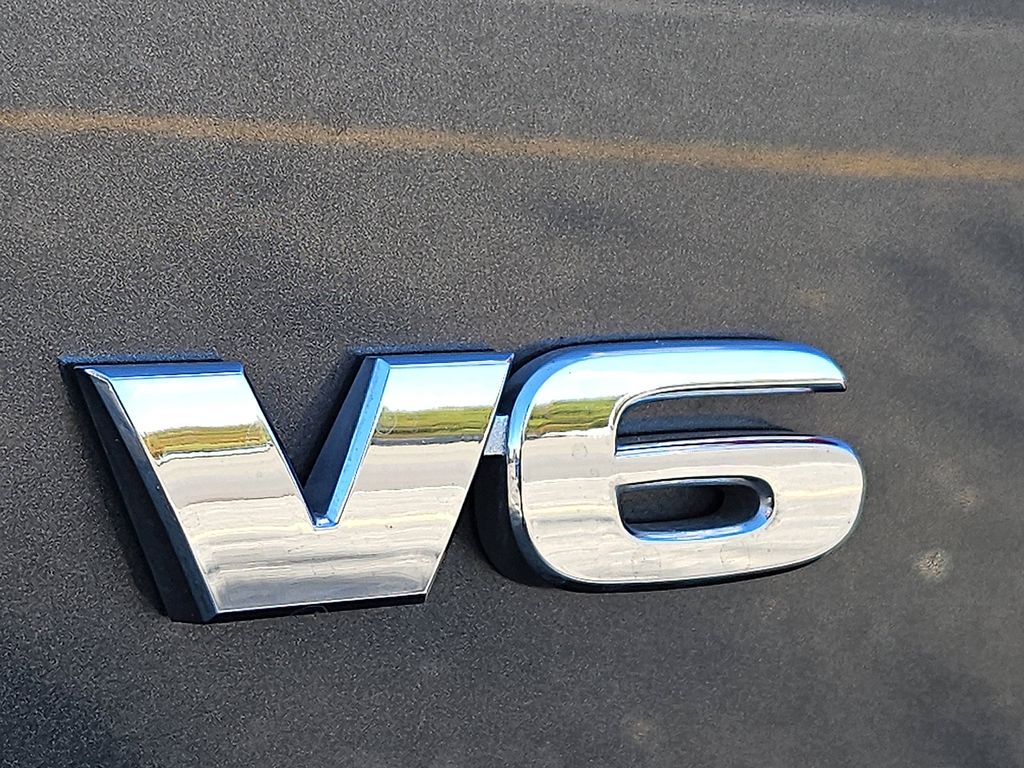 Thumbnail: 2020 Toyota Tacoma - 28