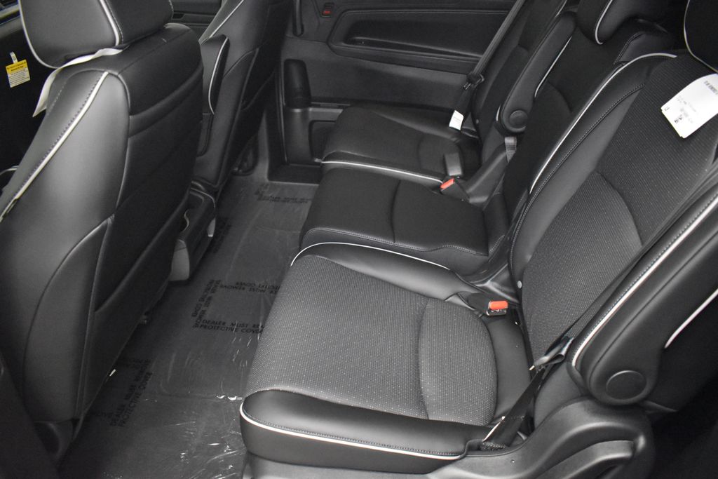 Thumbnail: 2026 Honda Odyssey - 21