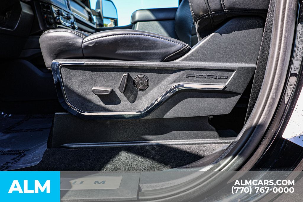 Used 2025 Black Ford Platinum image 23