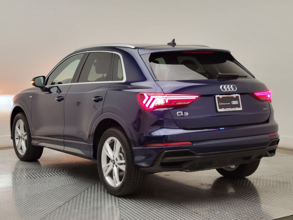 Thumbnail: 2024 Audi Q3 - 4