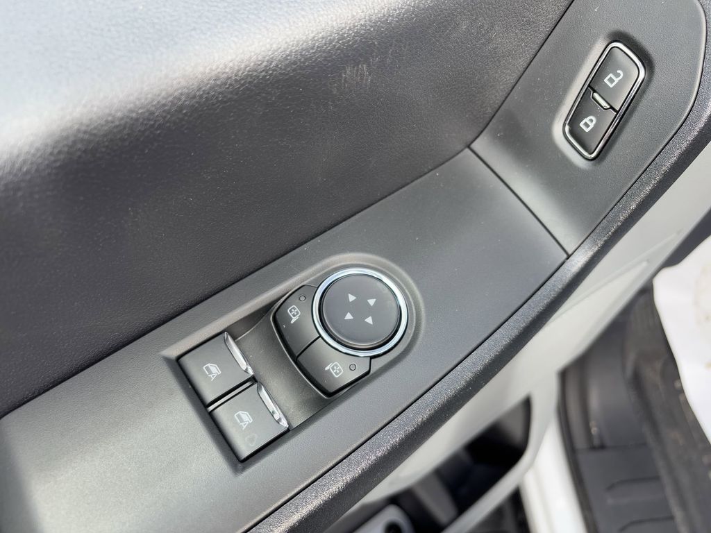 New 2024 Oxford White Ford F-350® XL image 15
