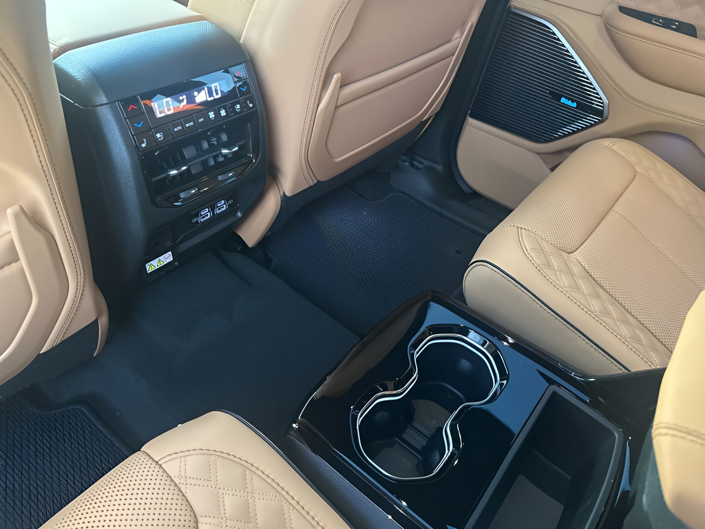 New Car 2025 Jeep Grand Cherokee L  Summit For Sale Under $70,000 In Austin, Texas