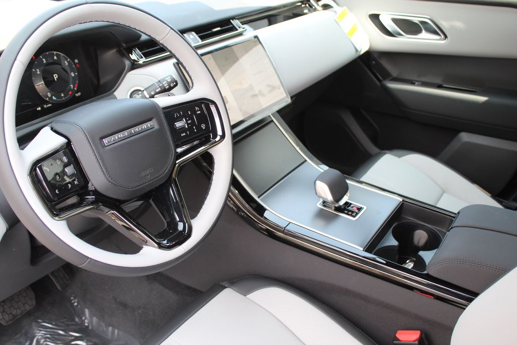 New 2026 White Land Rover S image 40