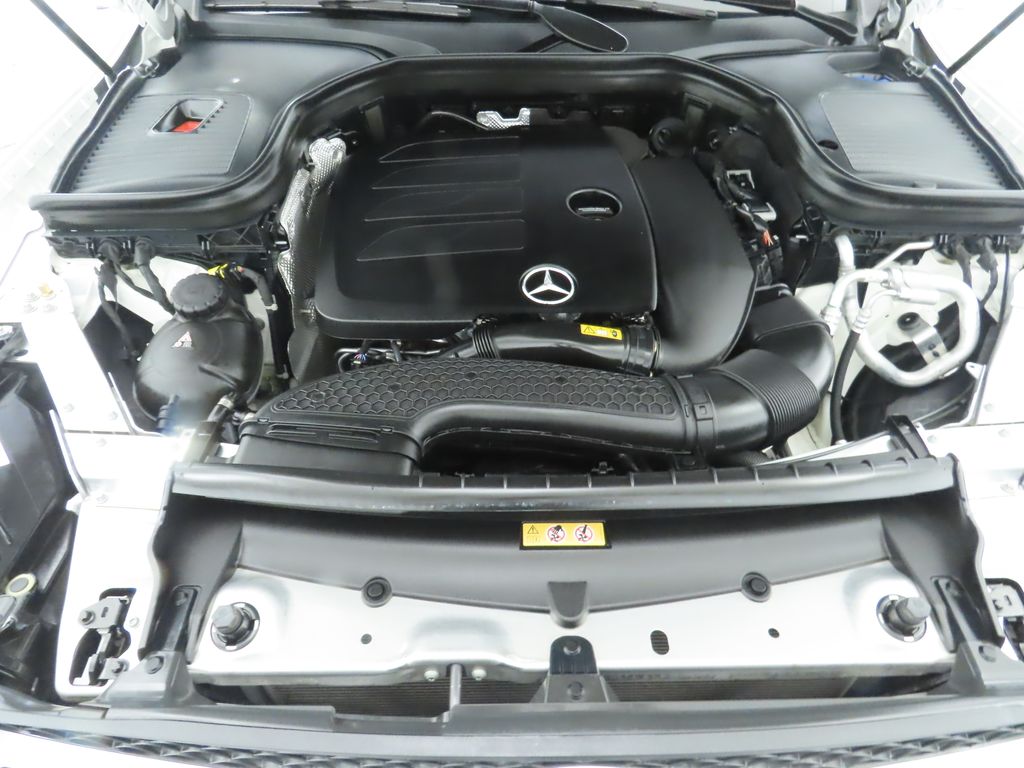 Thumbnail: 2022 Mercedes-Benz GLC - 29