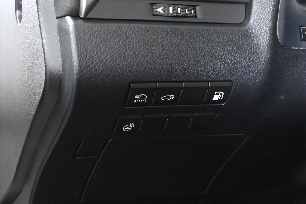 Thumbnail: 2021 Lexus RX - 28