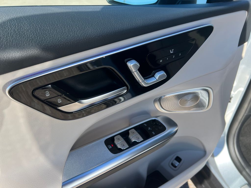 new 2026 Mercedes-Benz GLC car