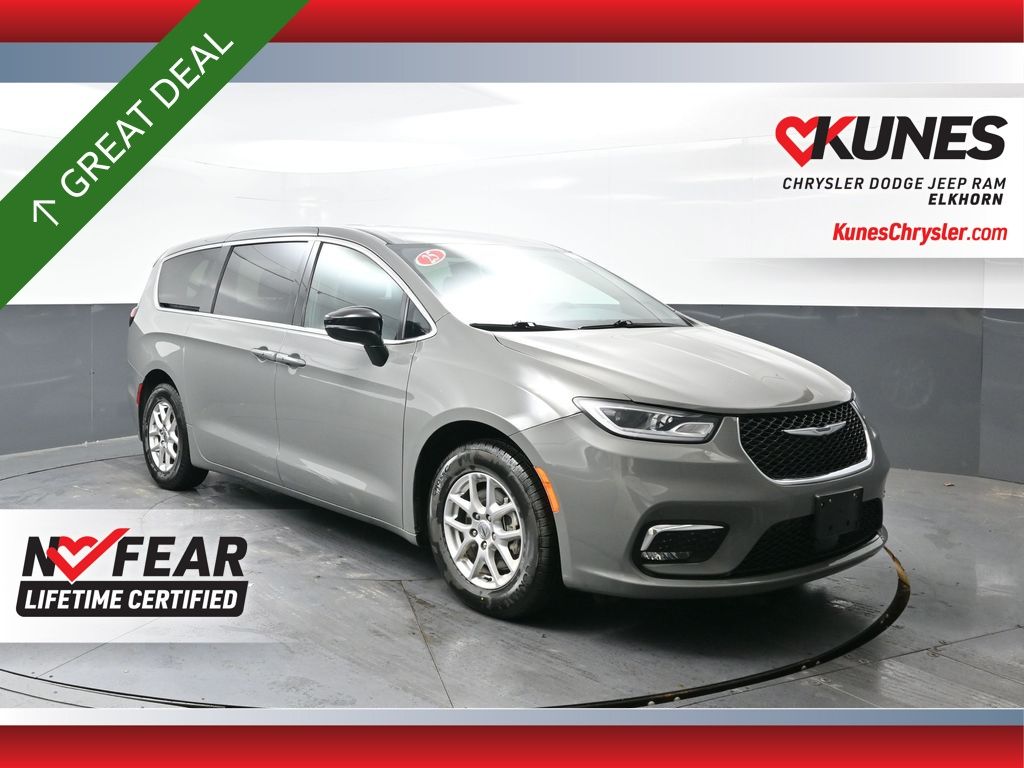 2025 Chrysler Pacifica Select FWD