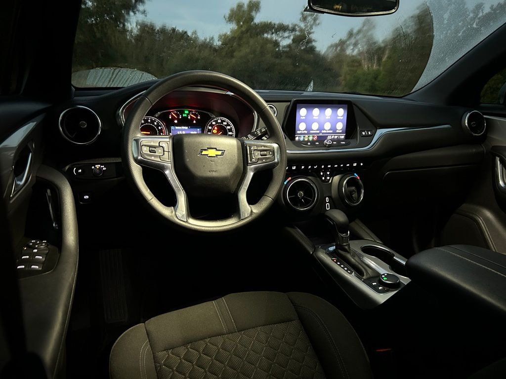 Thumbnail: 2022 Chevrolet Blazer - 12