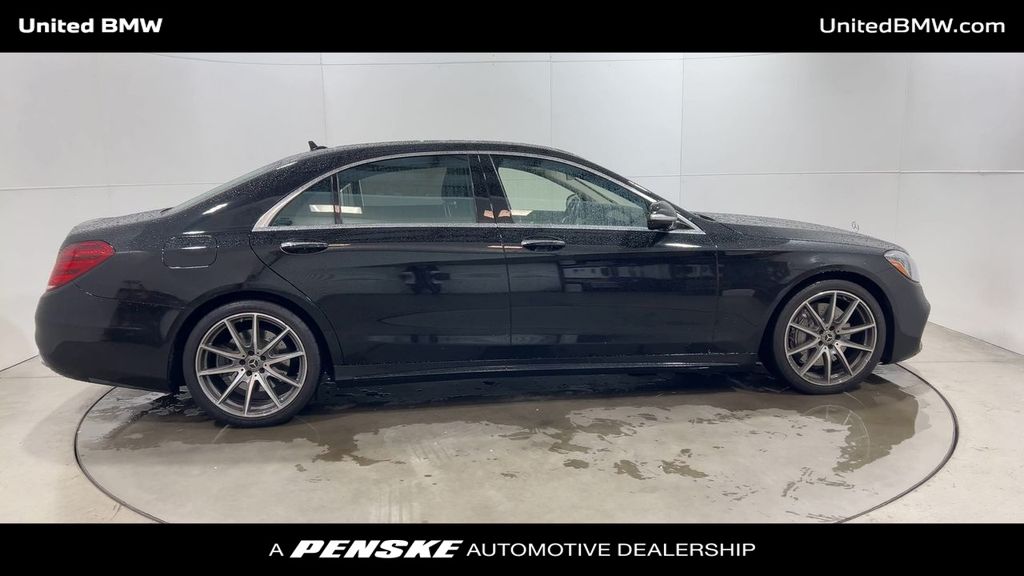 2018 Mercedes-Benz S-Class S 560 9