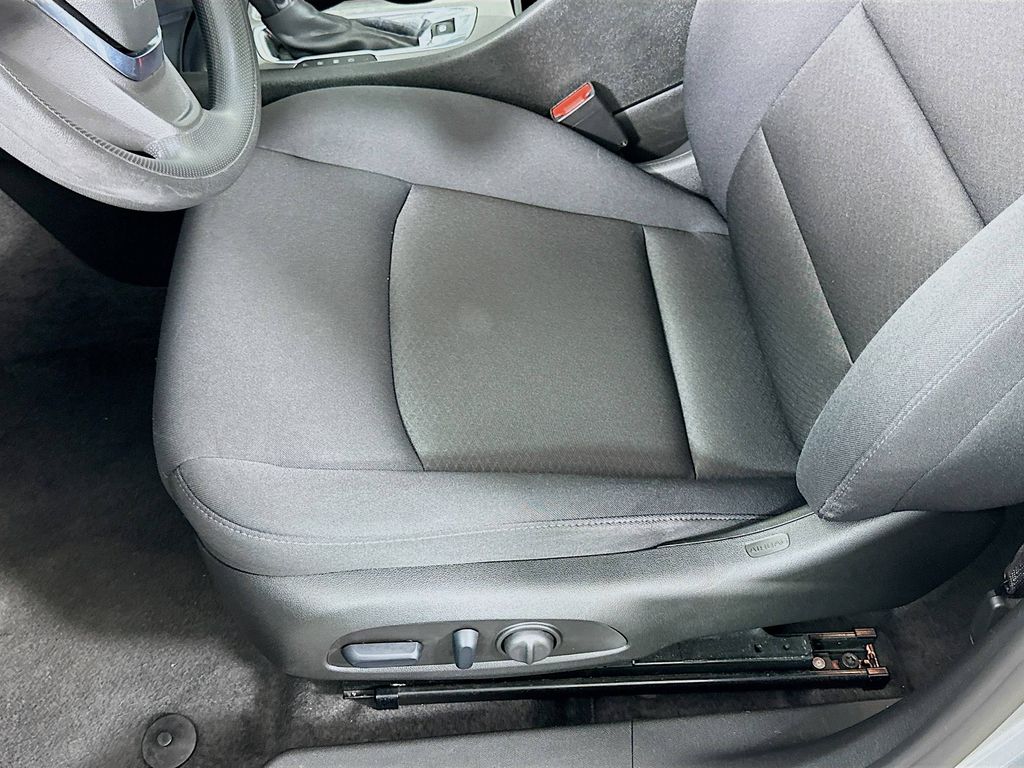 Thumbnail: 2024 Chevrolet Malibu - 19