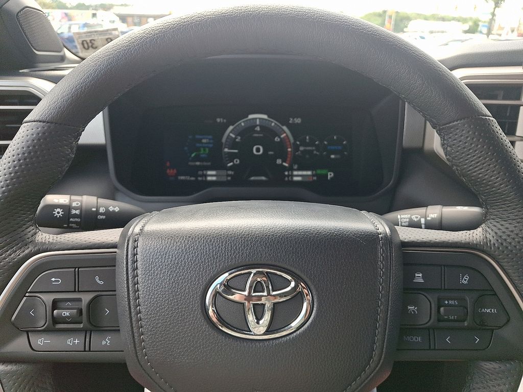 Thumbnail: 2025 Toyota Tundra - 19
