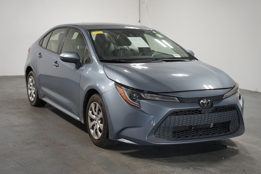 Thumbnail: 2021 Toyota Corolla - 3