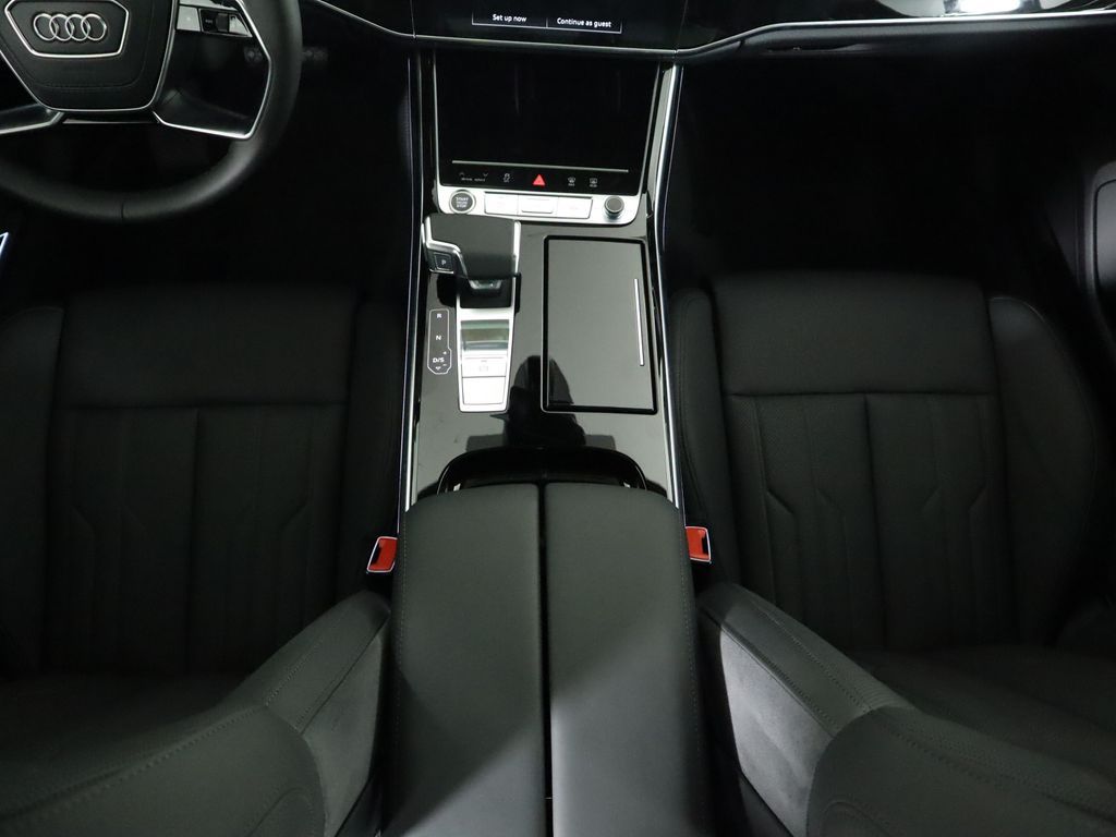 Thumbnail: 2025 Audi A8 - 17