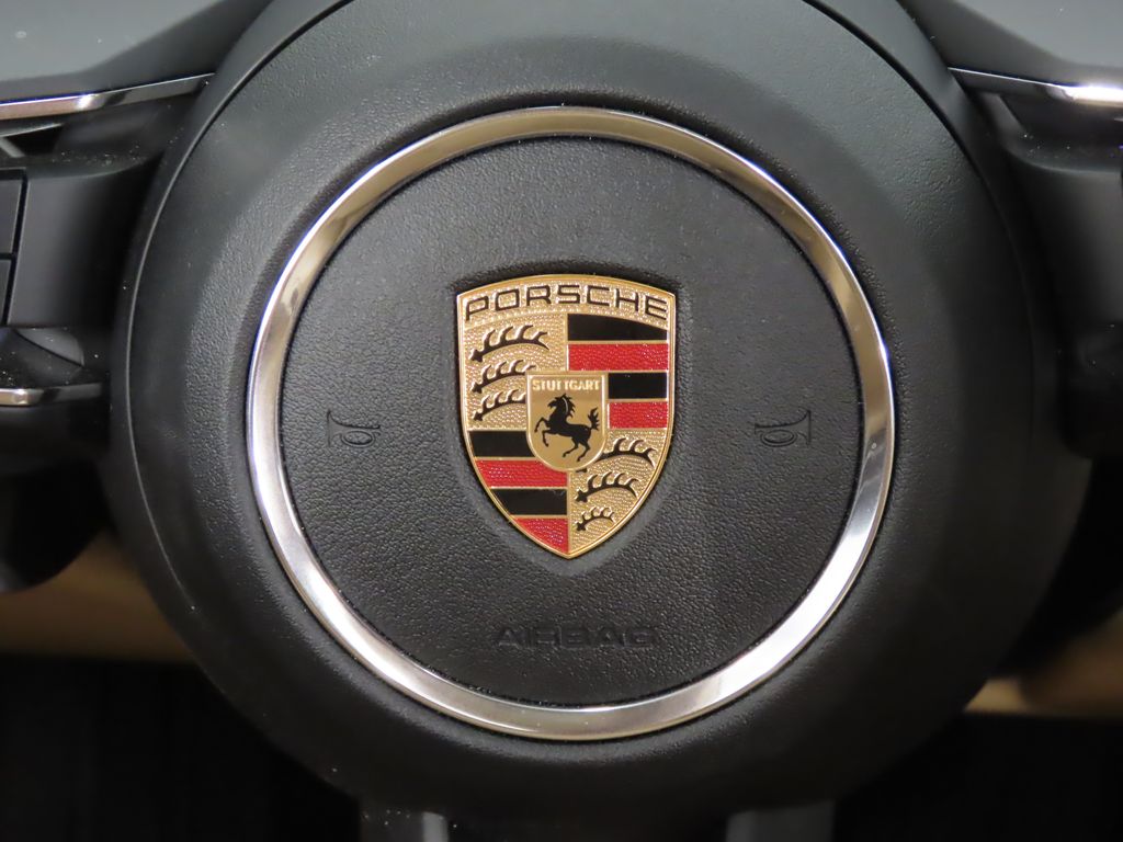 Thumbnail: 2023 Porsche Panamera - 20